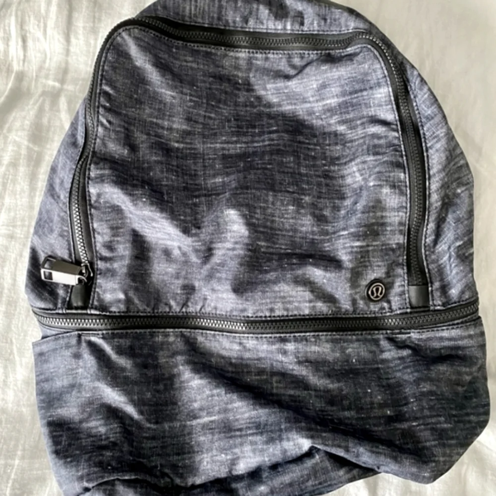 lululemon athletica Black Backpack - 24L